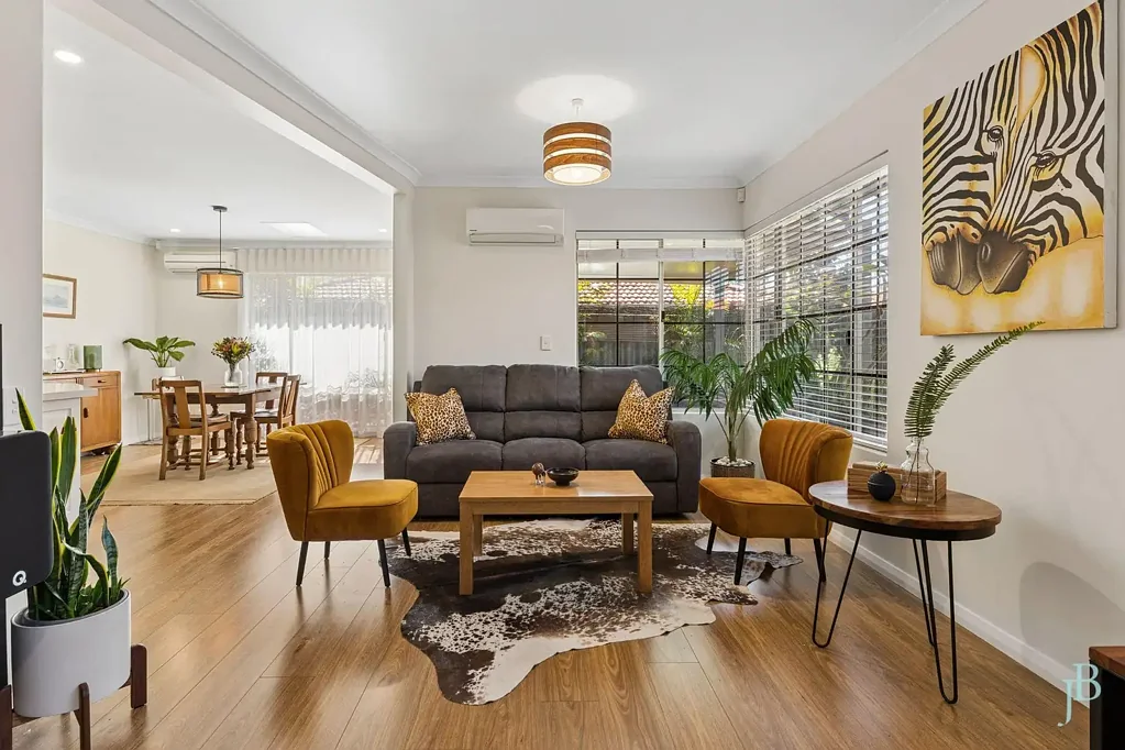 South Perth 4房  Elegant, Easy-Care Living in the Heart of South Perth
