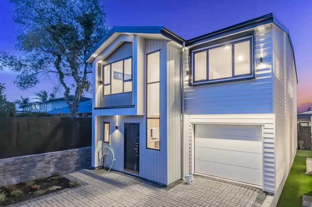Lot 4, 29 Prince Regent Drive, Half Moon Bay, Manukau City, Auckland