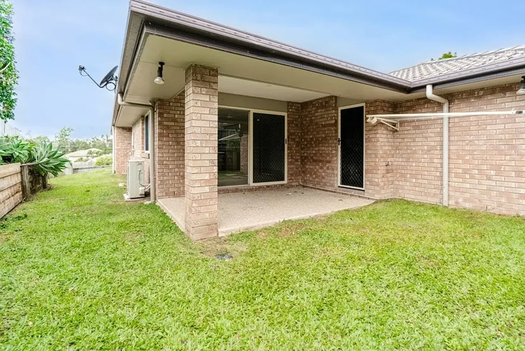 Pimpama 4房  HUGE buying opportunity - Now priced to sell Offers over $999,000