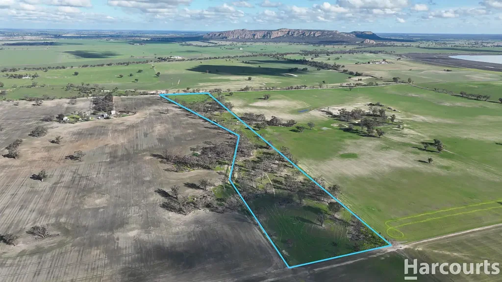Arapiles Spacious Block With A View