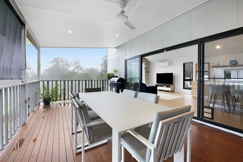 Lower Beechmont 2Moenga Move-In Ready Hinterland Retreat with Peaceful Views
