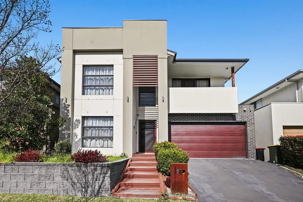 Contemporary Family Excellence in the Heart of Altrove Estate