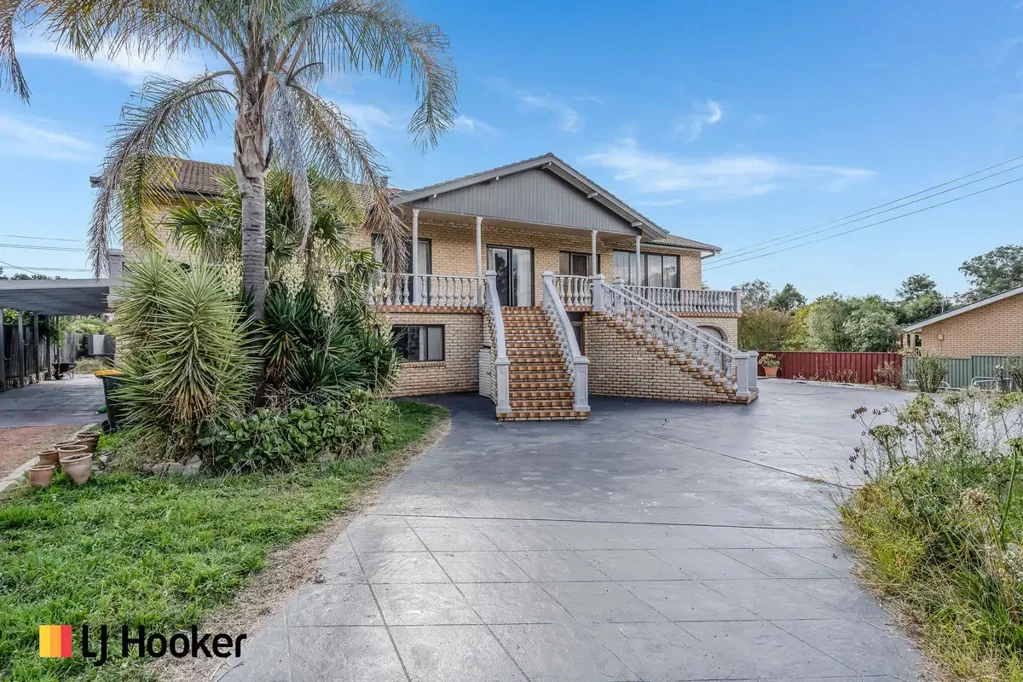 Water and Electricity included, 6 Month lease only