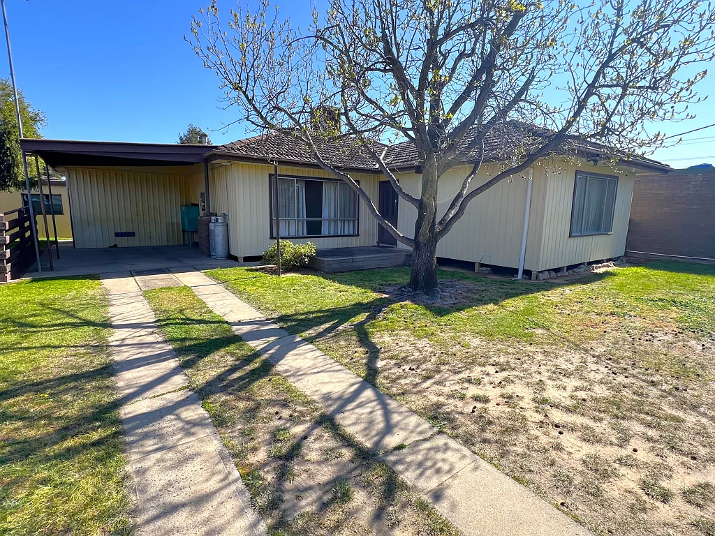 67 Decimus Street, Deniliquin, NSW 2710