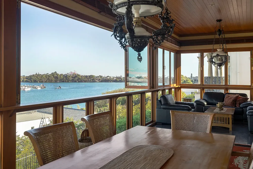 32 Hutchinson Avenue, Mosman Park, WA 6012