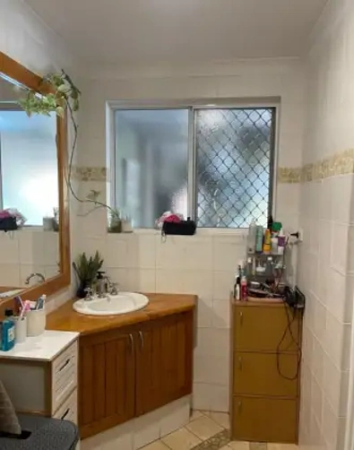 4 Paringa Street, Mount Tarcoola, WA 6530, 4 habitaciones, 1 baños, House