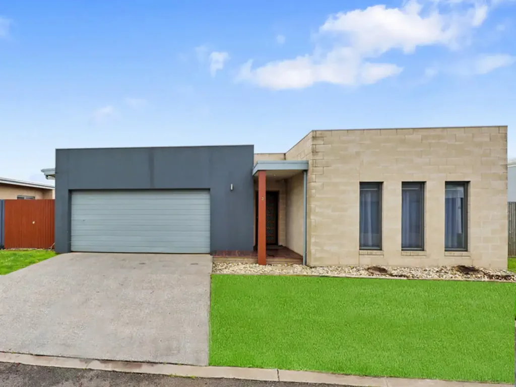 Warrnambool 3ห้องนอน SLEEK, SPACIOUS, QUALITY TOWNHOUSE