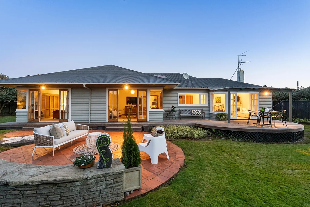 Epsom 4房  Best buy in Epsom, priced to sell 625k below CV
