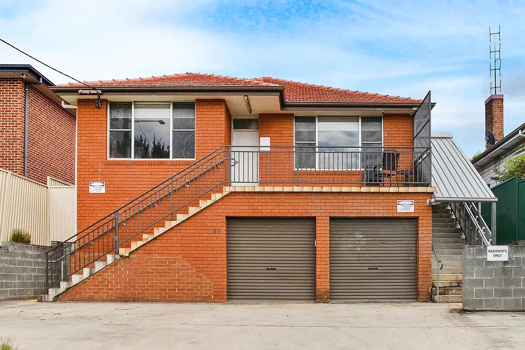Studio Living near Corrimal CBD
