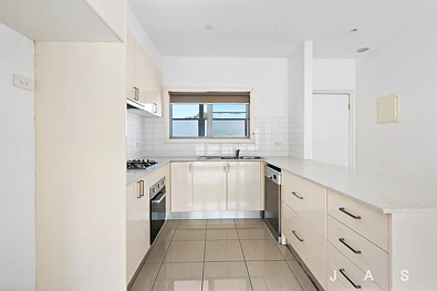 4/42 Whitehall Street, Footscray, VIC 3011, 2房, 1浴, Unit