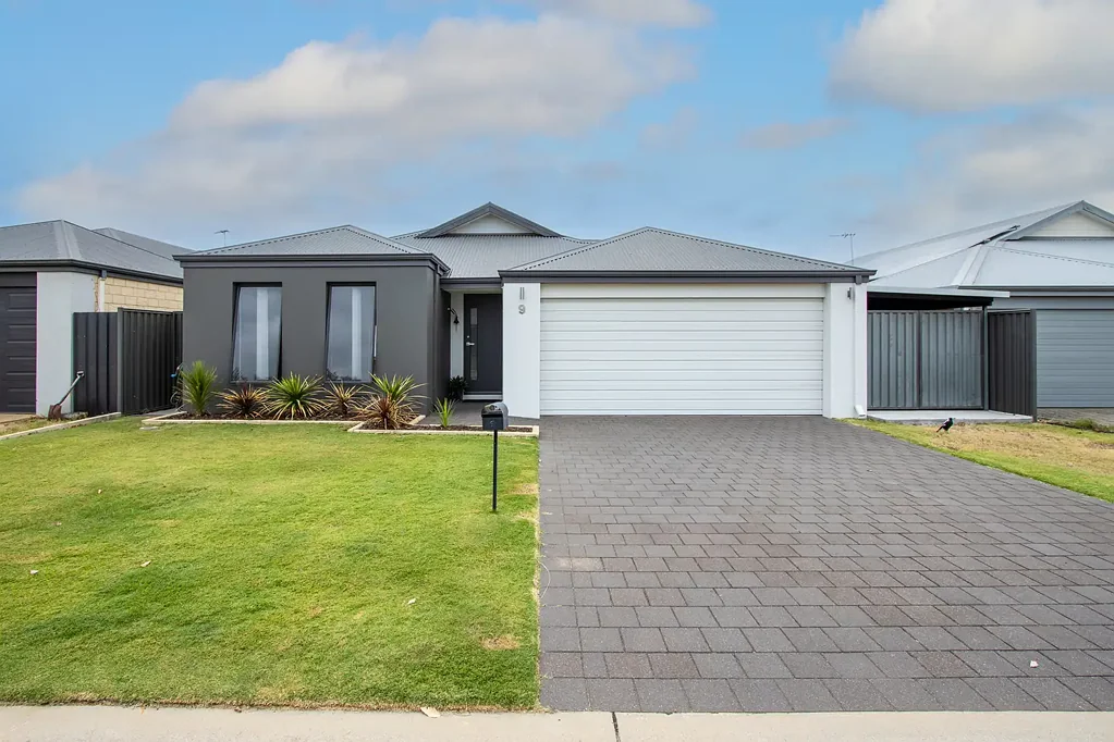 9 Malachite Road, Byford, WA 6122