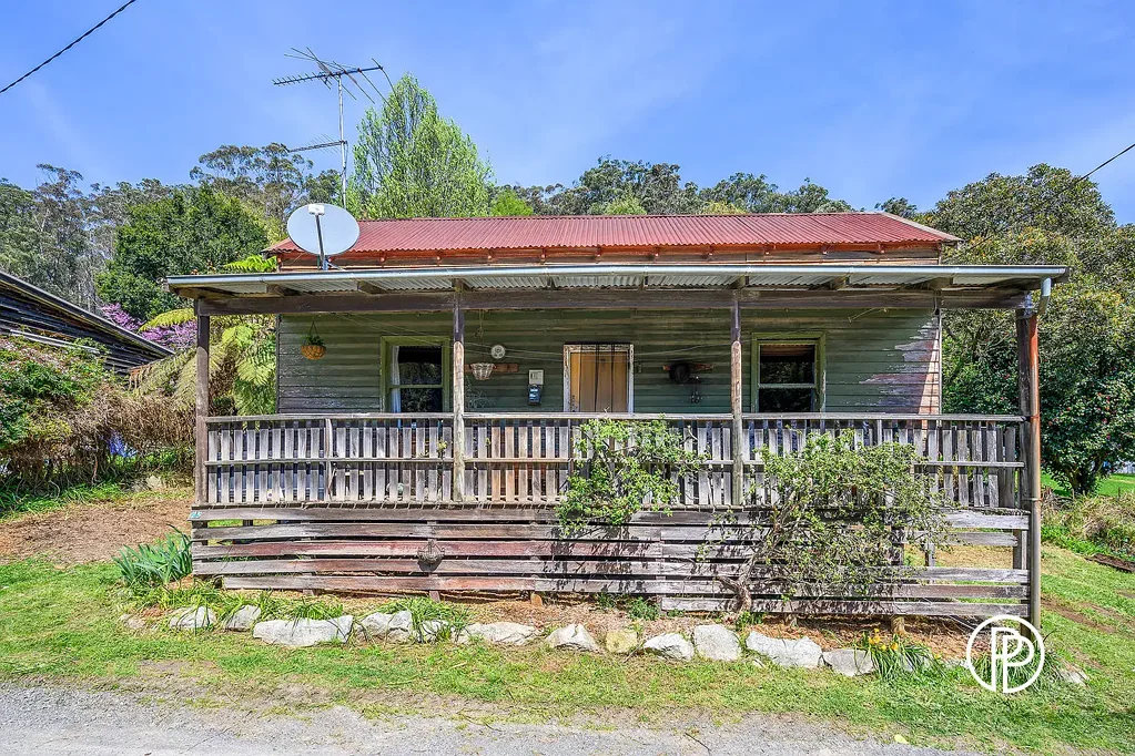 Powelltown 2Kwarto ORIGINAL COTTAGE BRIMMING WITH CHARACTER AND CHARM WITH THE STATE FOREST AT YOUR DOORSTEP
