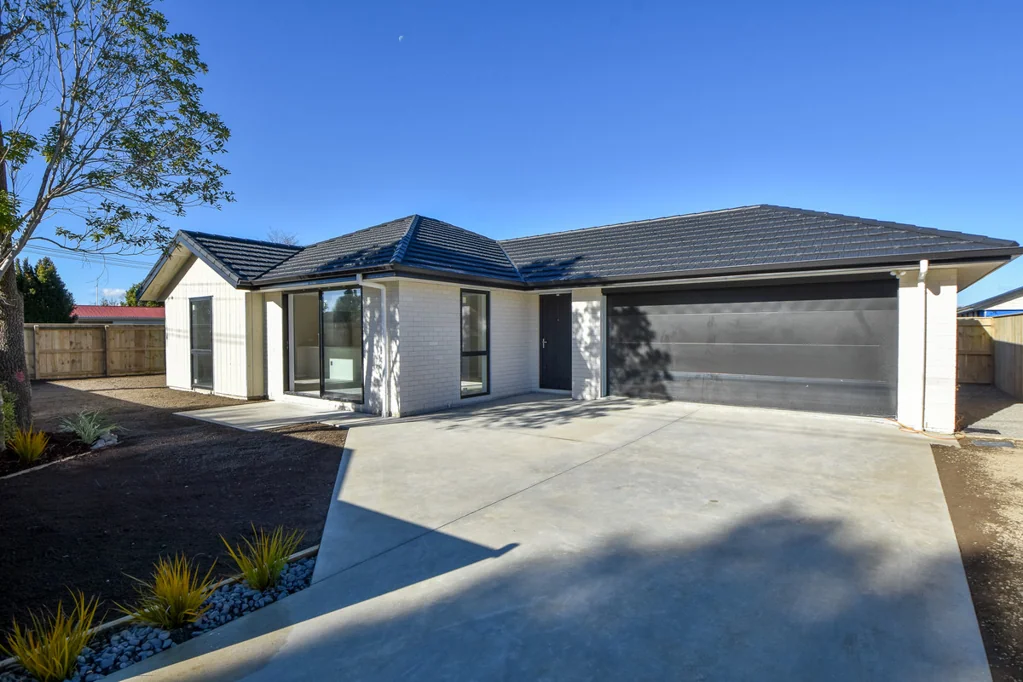 Masterton 3Phòng ngủ Prime West Side Living