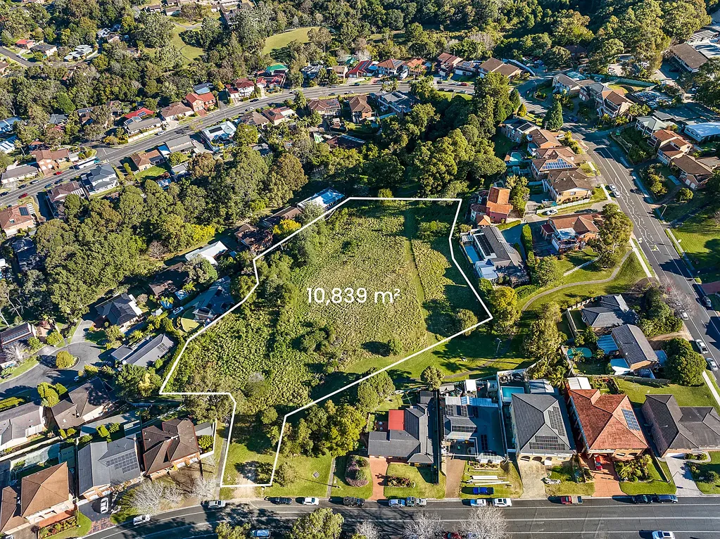 Cordeaux Heights Exceptional Development Opportunity with Existing DA Approval & Proposed DA for 20 Townhouses & 110 place Childcare Centre (STCA)