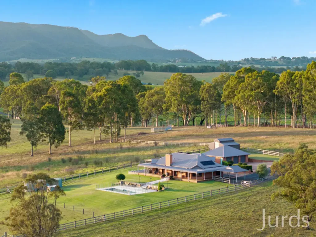 Pokolbin Traditional Australian Farmhouse - Hunter Valley Wine Country