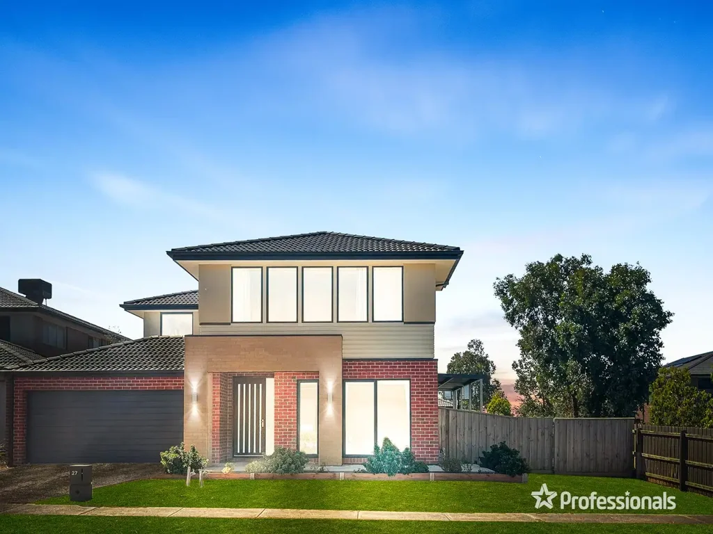 27 Bowling Avenue, Point Cook, VIC 3030