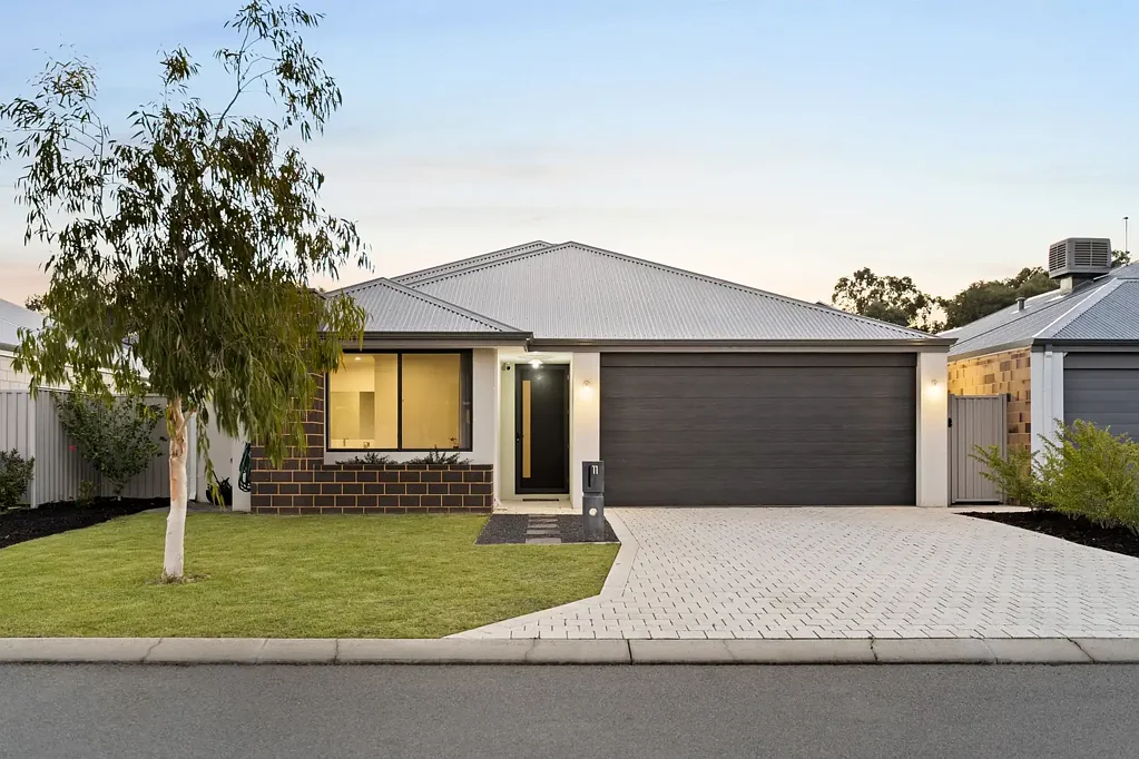 Baldivis 4Zimmer MODERN ELEGANCE MEETS ULTIMATE CONVENIENCE