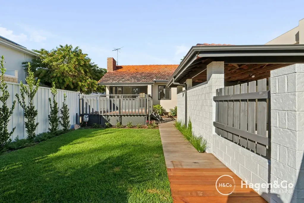 Parkside Retreat in the Heart of Karrinyup