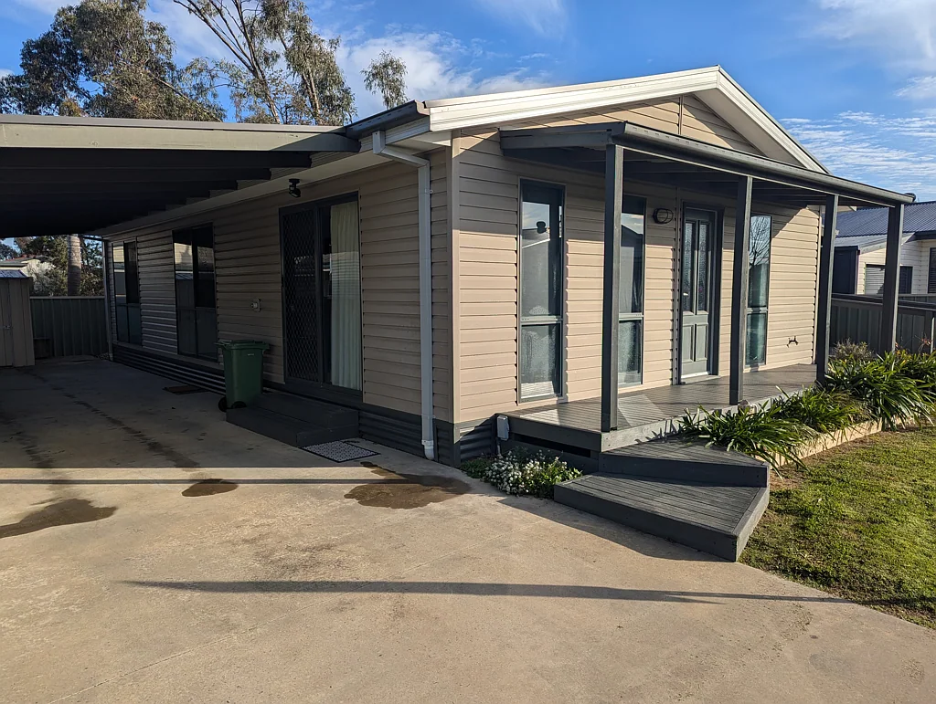3 Sunshine Street, Tocumwal, NSW 2714
