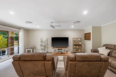 5 River Gum Close, Mooloolah Valley, QLD 4553, 6 habitaciones, 3 baños, House