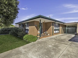 2/41 Waller Street, Benalla