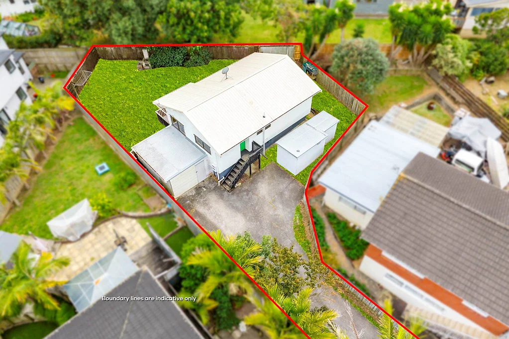 Pakuranga 2 Bedroom Affordable Freehold Home with Add-Value Potential