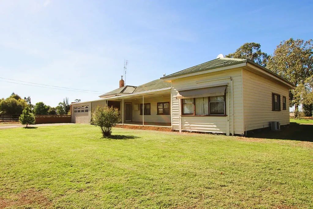 Lockington Ideal Rural Lifestyle Opportunity on 34.5 Acres (14ha) approx.