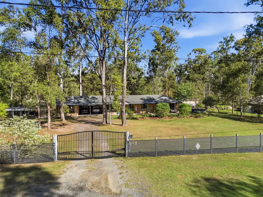 South Maclean 6ਬੈੱਡਰੂਮ Your Own Private Oasis - Dual Living on 1 Hectare