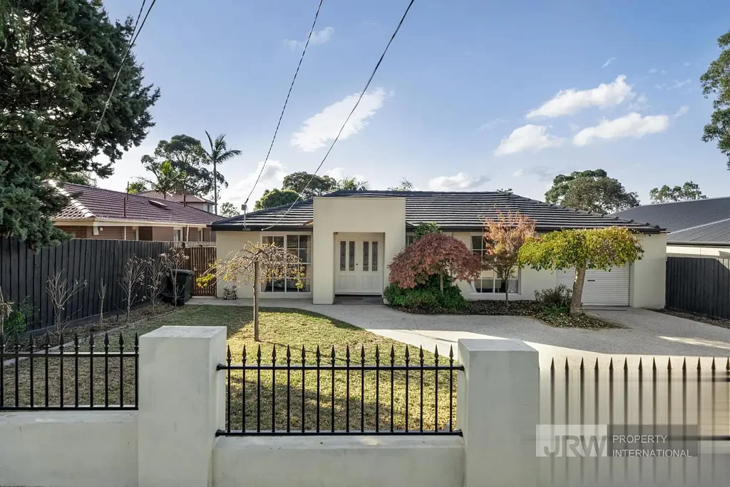 901 Waverley Road, Glen Waverley, VIC 3150