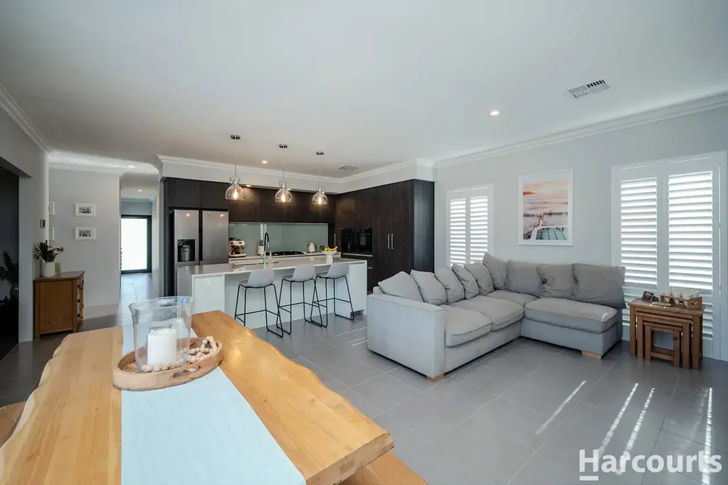 Mindarie 3房  Luxury Without the Wait!