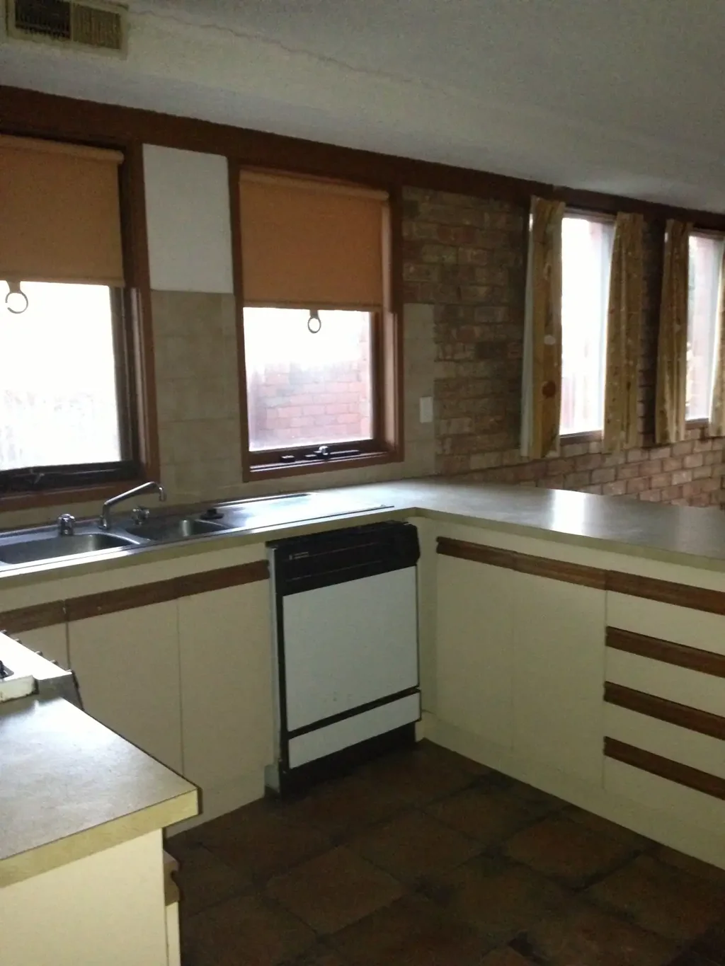Carlton 3 Bedroom Double Storey Townhouse