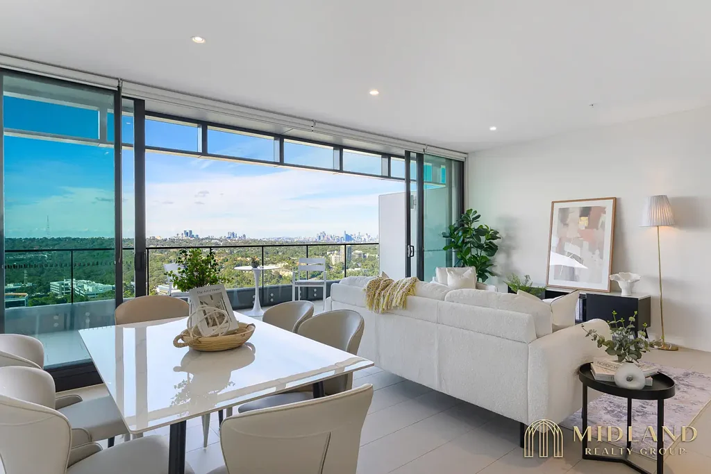 North Ryde 3ਬੈੱਡਰੂਮ Penthouse Skyhome with Iconic Sydney Skyline & Harbour Bridge Views