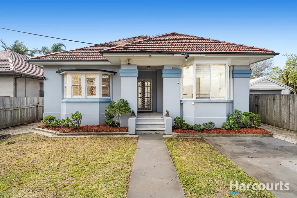 Mayfield 4कमरा 1930 charm with an industrial edge and north facing backyard