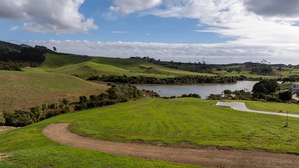 Raglan  Lifestyle in Rangitahi- Room for a home and shed!
