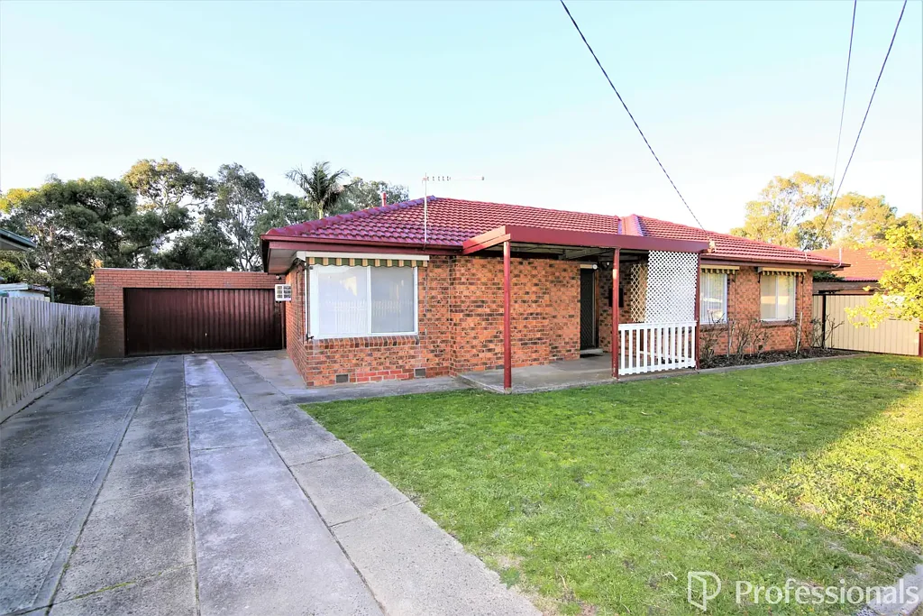 Spacious 3-Bedroom Family Home in Prime Location