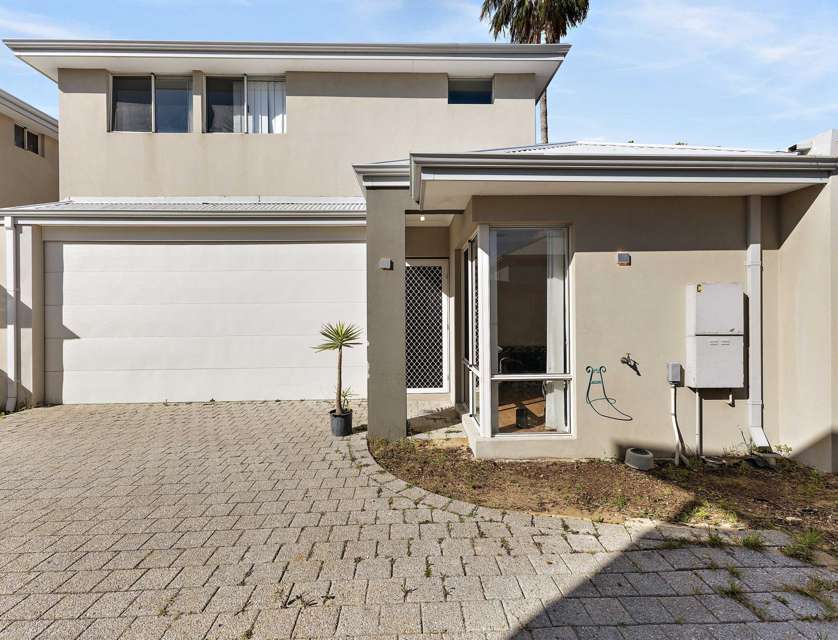 2c Beagle Place, Belmont, WA 6104, 3 Bedrooms, 2 Bathrooms, Townhouse