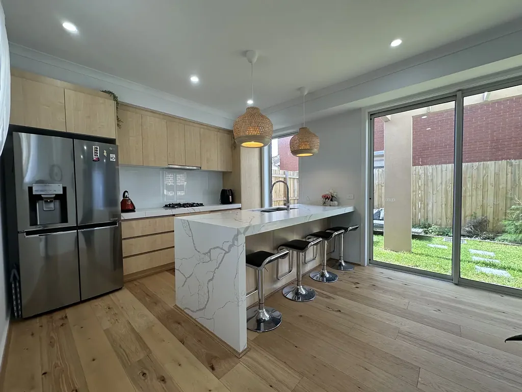 Newly-Built Home - Prime Edithvale location, Steps to the Beach