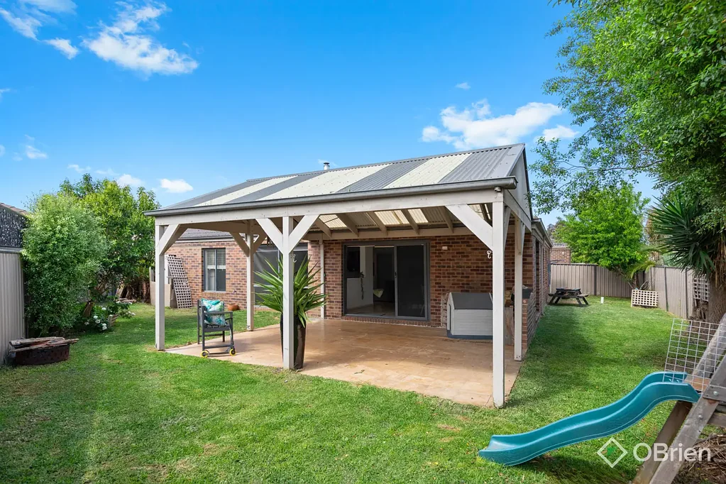 11 Hollows Circuit, Tarneit, VIC 3029