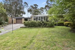 37 Scenic Crescent, Ballarat North