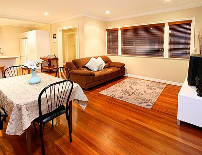 10 Embie Street, Holland Park West, Brisbane - Southern Region, 2 Kuwarto, 1 Banyo, House