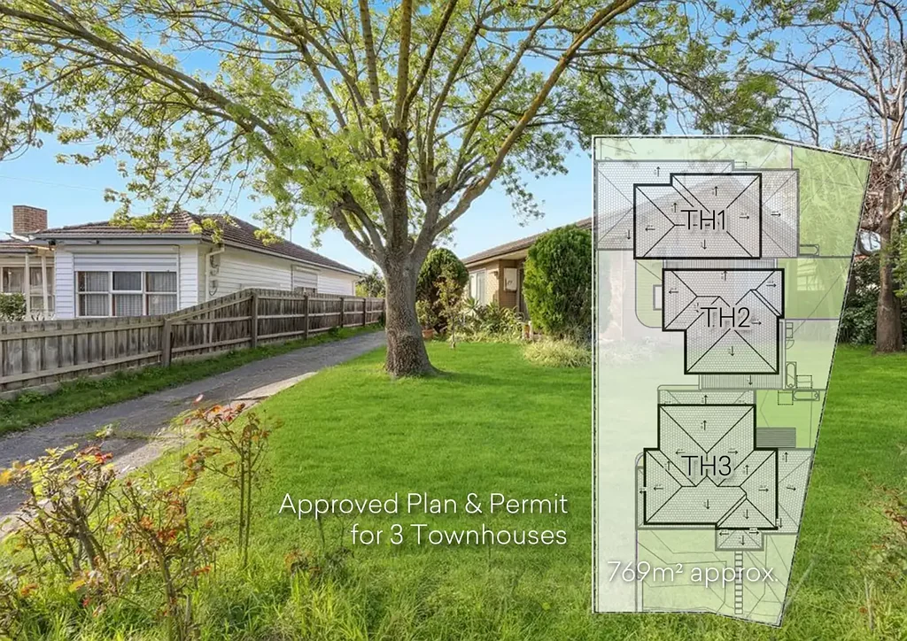 Springvale 3Kwarto The Brief: Unrivaled Potential: Live, Renovate or Develop – 3 Townhouses Approved on 769m²
