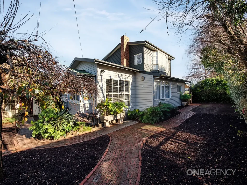 Shorewell Park 4Zimmer Character Home On A Spacious Block: Your Private Retreat Awaits!