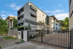 2/9 Carter Street, North Ward