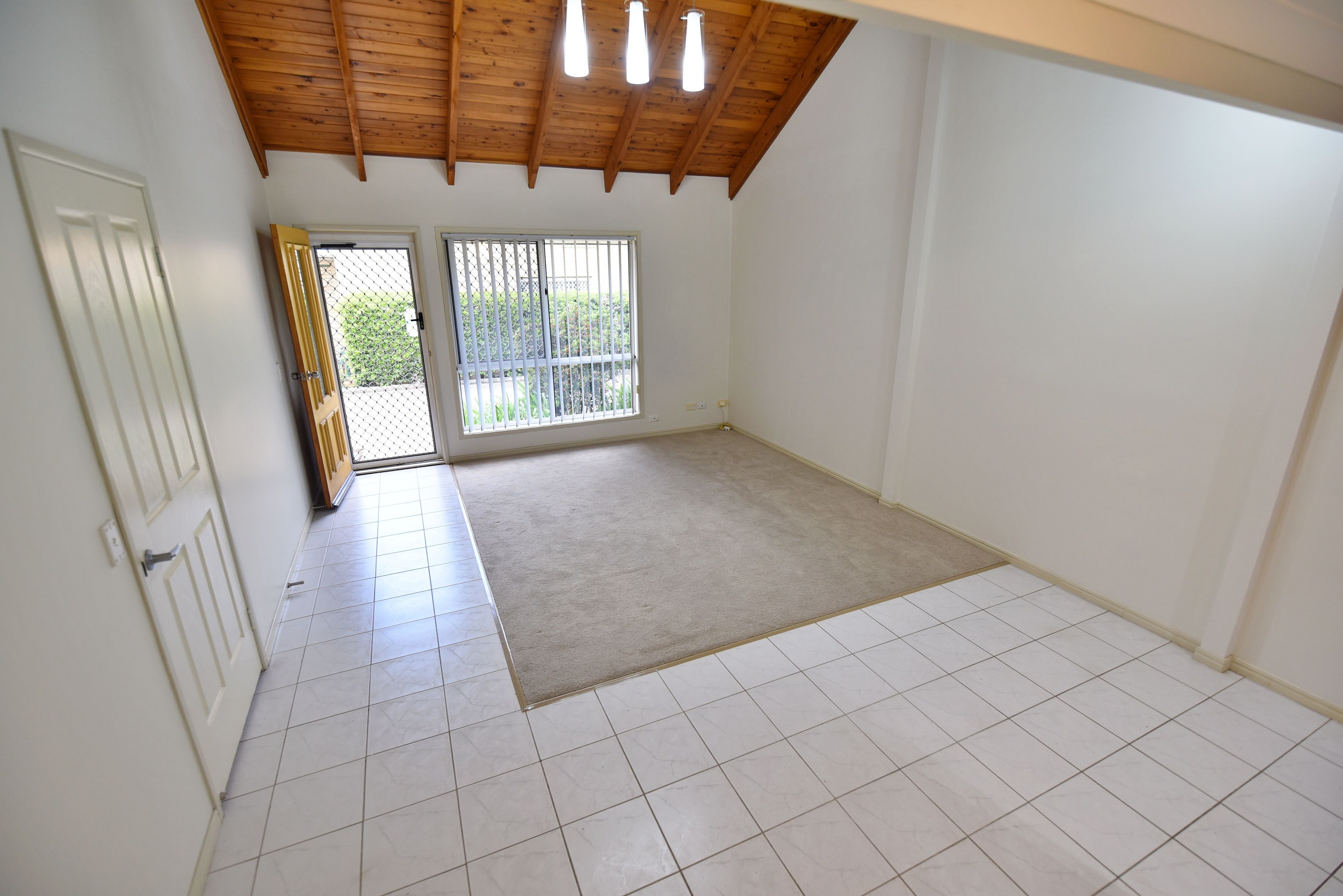 UNIT 2 6 KAIJA ST, MOUNT GRAVATT EAST QLD 4122, 0 Kuwarto, 0 Banyo, Townhouse