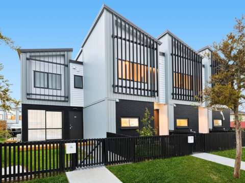 Henderson 2房  Move-In Ready! Freehold Homes!