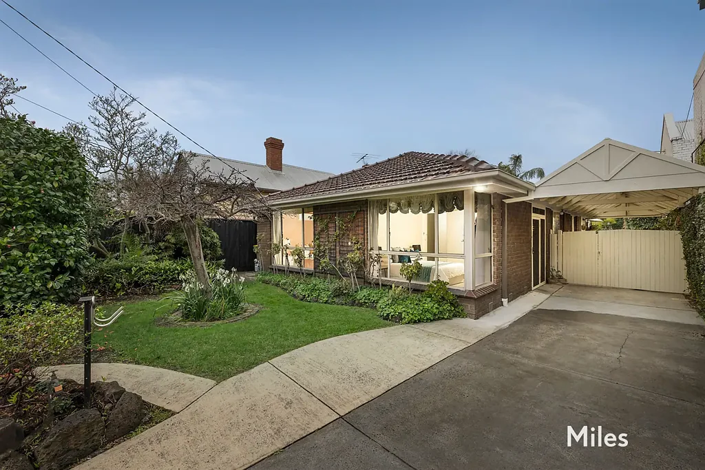 Thornbury 4房 宽敞的家庭空间与 High Street 附近的宁静花园 Great Family Space & Garden Serenity Near High Street