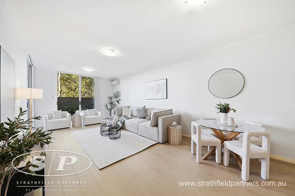 Homebush West 3Kwarto Stylish Ground Floor Apartment with Expansive Courtyard in Resort-Style Community