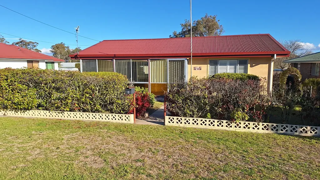 Stanthorpe 2ਬੈੱਡਰੂਮ Renovated Home - Just Move In, It's all done.