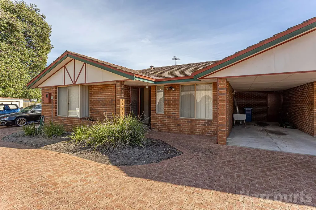 Dianella 3 Slaapkamer Renovator's Dream in Prime Location!