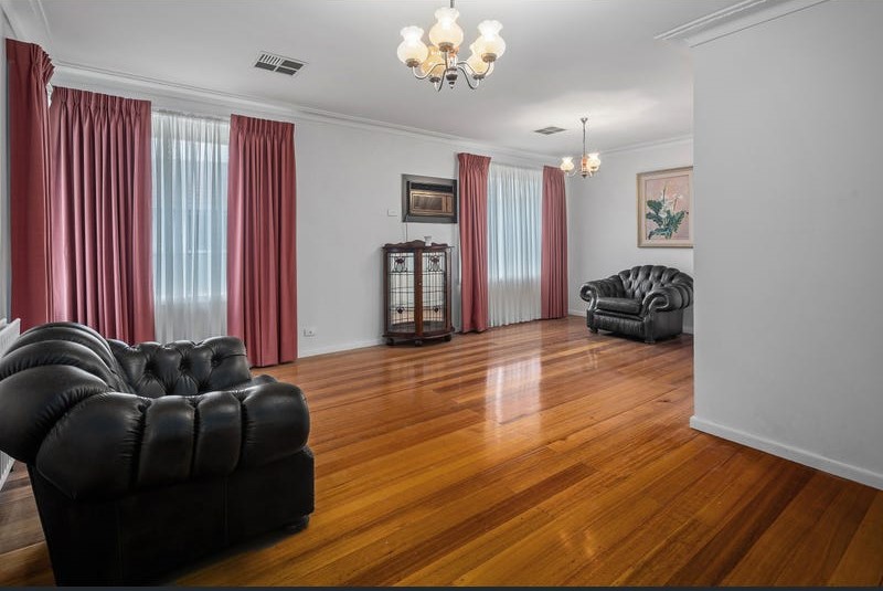 9 NEERIM ST, THOMASTOWN VIC 3074, 0 chambres, 0 salles de bain, House